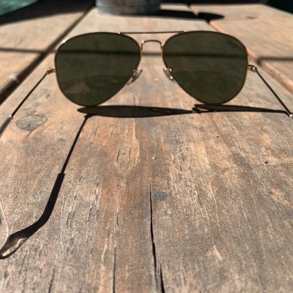 Ray Ban Classic Green and Gold Aviator Sunglasses 58 14 - Picture 6 of 7